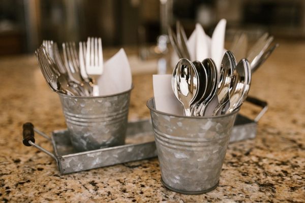 Galvanized Picnic Planter Set with Tray and 3 Buckets