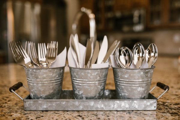 Galvanized Picnic Planter Set with Tray and 3 Buckets