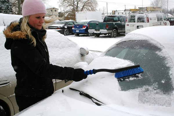 Hopkins 532 Mallory 26" Snow Brush with Foam Grip