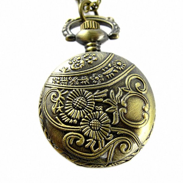 YouYouPifa Retro Bronze Three Butterfly Pattern Hollow Small Pocket Watch