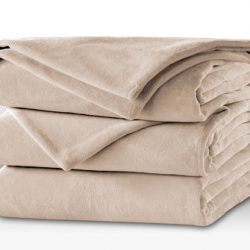 Queen Size Heated Blanket Luxurious Velvet Plush with 2 Digital Controllers