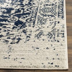 Safavieh Madison Collection Cream and Navy Area Rug (3' x 5')