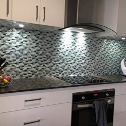 Tic Tac Tiles Anti-mold Peel and Stick Wall Tile in Como Marrone (10 Tiles)