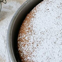 USA Pan Bakeware Round Cake Pan, 8 inch, Nonstick & Quick Release Coating, Made in the USA from Aluminized Steel