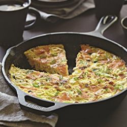 Lodge 13-1/4-Inch Pre-Seasoned Skillet