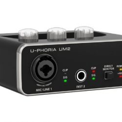 BEHRINGER U-PHORIA UM2