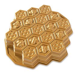 Nordic Ware Honeycomb Pull-Apart Dessert Pan